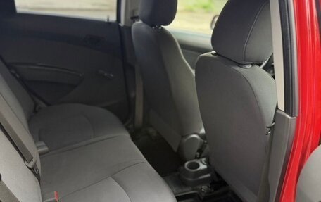 Chevrolet Spark III, 2013 год, 700 000 рублей, 5 фотография