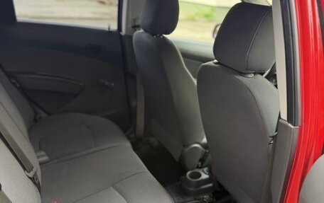 Chevrolet Spark III, 2013 год, 700 000 рублей, 6 фотография