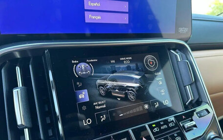 Lexus LX, 2026 год, 16 255 000 рублей, 15 фотография