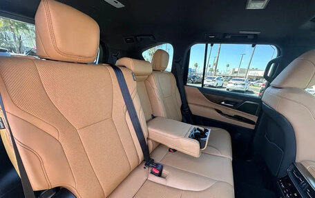 Lexus LX, 2026 год, 16 255 000 рублей, 14 фотография