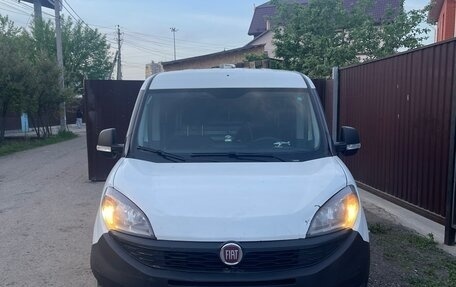 Fiat Doblo II рестайлинг, 2020 год, 1 000 000 рублей, 1 фотография