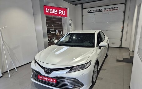 Toyota Camry, 2019 год, 2 699 000 рублей, 1 фотография