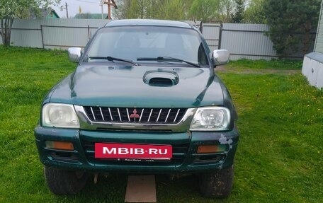 Mitsubishi L200 III рестайлинг, 2001 год, 300 000 рублей, 12 фотография