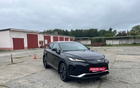 Toyota Venza, 2024 год, 6 100 000 рублей, 2 фотография