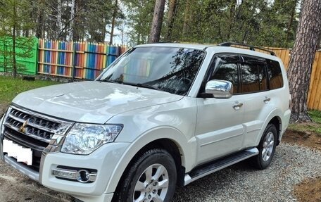 Mitsubishi Pajero IV, 2021 год, 4 850 000 рублей, 11 фотография