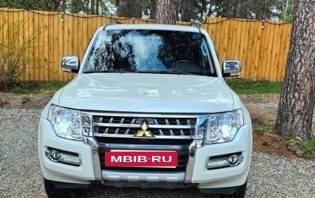 Mitsubishi Pajero IV, 2021 год, 4 850 000 рублей, 9 фотография