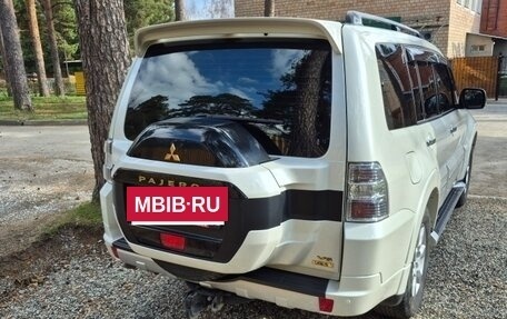 Mitsubishi Pajero IV, 2021 год, 4 850 000 рублей, 29 фотография