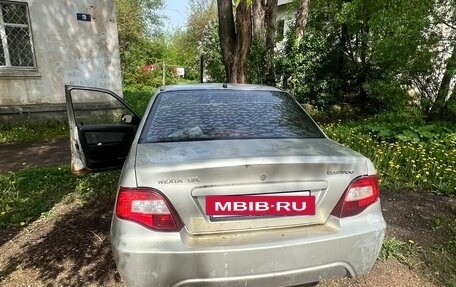 Daewoo Nexia I рестайлинг, 2010 год, 130 000 рублей, 2 фотография