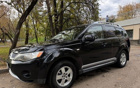 Mitsubishi Outlander III рестайлинг 3, 2008 год, 990 000 рублей, 3 фотография