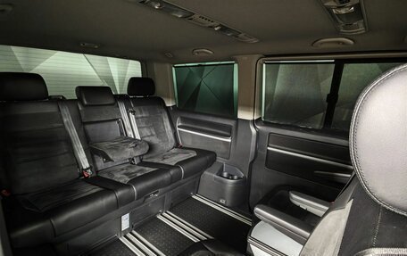 Volkswagen Multivan T6 рестайлинг, 2016 год, 4 431 000 рублей, 17 фотография