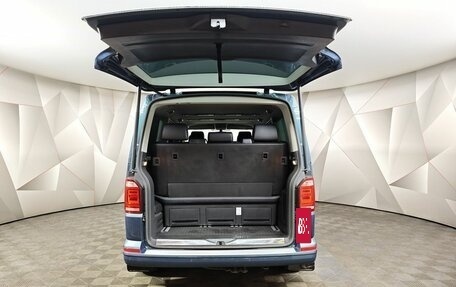 Volkswagen Multivan T6 рестайлинг, 2016 год, 4 431 000 рублей, 12 фотография