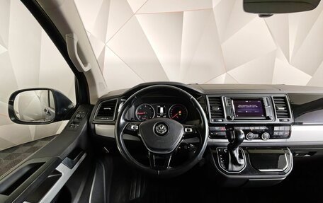 Volkswagen Multivan T6 рестайлинг, 2016 год, 4 431 000 рублей, 20 фотография