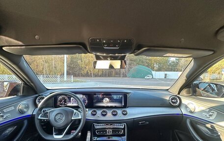 Mercedes-Benz E-Класс, 2016 год, 3 200 000 рублей, 8 фотография