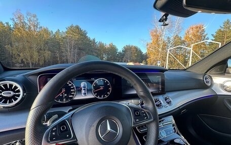 Mercedes-Benz E-Класс, 2016 год, 3 200 000 рублей, 9 фотография