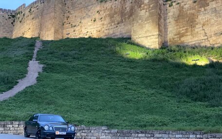 Mercedes-Benz E-Класс, 1996 год, 440 000 рублей, 2 фотография