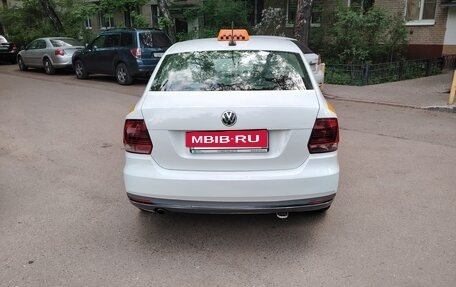 Volkswagen Polo VI (EU Market), 2018 год, 700 000 рублей, 4 фотография
