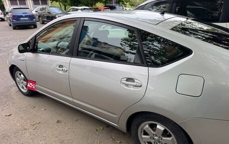 Toyota Prius, 2008 год, 575 000 рублей, 3 фотография