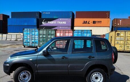 Chevrolet Niva I рестайлинг, 2019 год, 970 000 рублей, 3 фотография