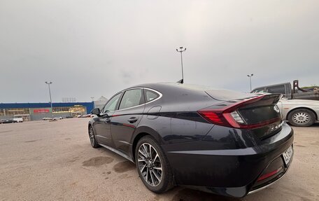 Hyundai Sonata VIII, 2019 год, 2 300 000 рублей, 12 фотография