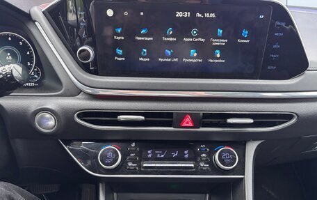 Hyundai Sonata VIII, 2019 год, 2 300 000 рублей, 21 фотография