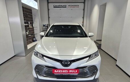 Toyota Camry, 2019 год, 2 699 000 рублей, 2 фотография