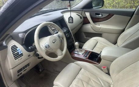 Infiniti FX II, 2011 год, 1 400 000 рублей, 4 фотография
