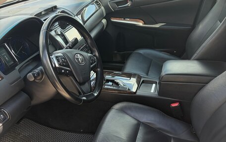 Toyota Camry, 2014 год, 1 950 000 рублей, 7 фотография