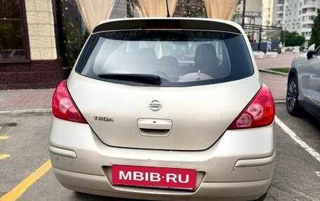 Nissan Tiida, 2012 год, 900 000 рублей, 4 фотография