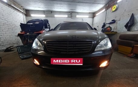 Mercedes-Benz S-Класс, 2007 год, 980 000 рублей, 2 фотография