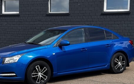 Chevrolet Cruze II, 2011 год, 640 000 рублей, 3 фотография