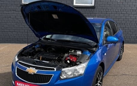 Chevrolet Cruze II, 2011 год, 640 000 рублей, 4 фотография