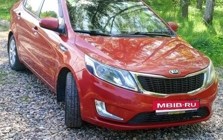 KIA Rio III рестайлинг, 2013 год, 835 000 рублей, 5 фотография