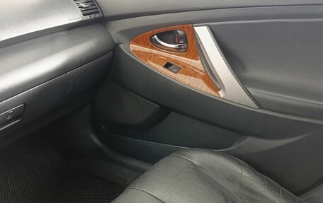 Toyota Camry, 2008 год, 1 180 000 рублей, 13 фотография