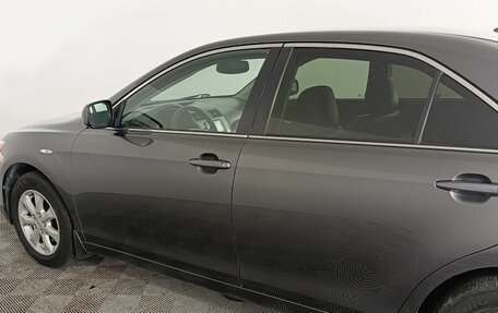 Toyota Camry, 2008 год, 1 180 000 рублей, 18 фотография