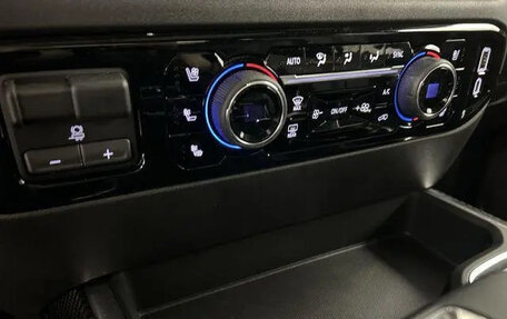 Chevrolet Silverado, 2025 год, 15 375 000 рублей, 28 фотография