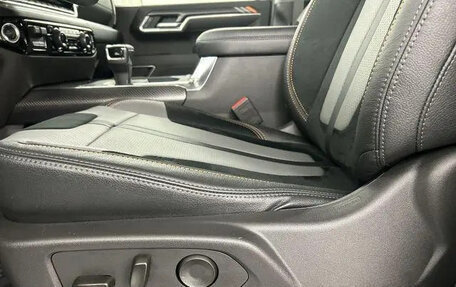 Chevrolet Silverado, 2025 год, 15 375 000 рублей, 23 фотография