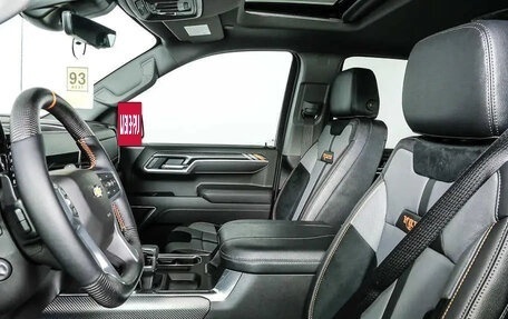 Chevrolet Silverado, 2025 год, 13 985 000 рублей, 18 фотография