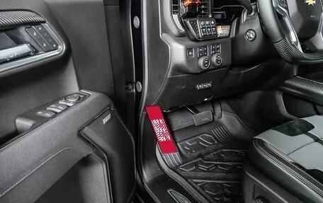 Chevrolet Silverado, 2025 год, 13 985 000 рублей, 28 фотография
