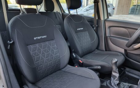 Renault Sandero II рестайлинг, 2017 год, 1 069 000 рублей, 13 фотография