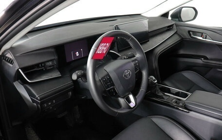 Toyota Camry, 2024 год, 3 997 000 рублей, 9 фотография