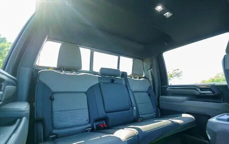 Chevrolet Silverado, 2026 год, 13 625 000 рублей, 10 фотография