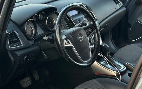 Opel Astra J, 2011 год, 620 000 рублей, 10 фотография