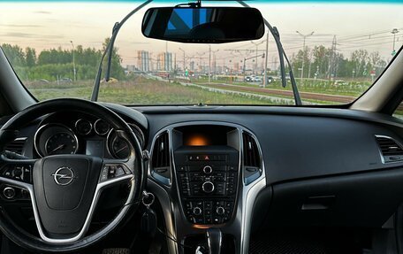 Opel Astra J, 2011 год, 620 000 рублей, 11 фотография