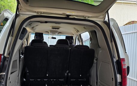 Dodge Caravan V, 2010 год, 1 000 000 рублей, 12 фотография