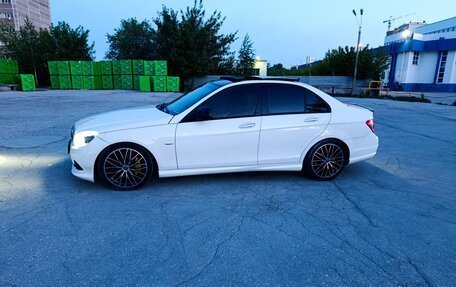 Mercedes-Benz C-Класс, 2008 год, 1 100 000 рублей, 4 фотография