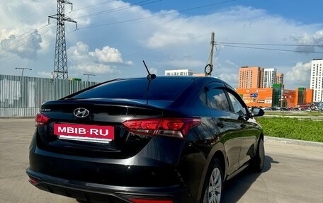 Hyundai Solaris II рестайлинг, 2021 год, 1 599 000 рублей, 4 фотография