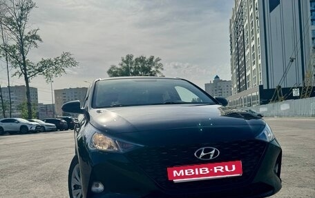 Hyundai Solaris II рестайлинг, 2021 год, 1 599 000 рублей, 3 фотография