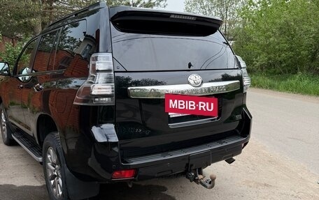 Toyota Land Cruiser Prado 150 рестайлинг 2, 2016 год, 3 800 000 рублей, 10 фотография
