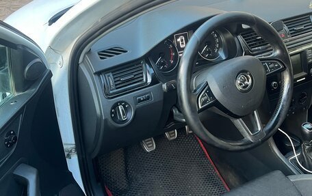 Skoda Rapid I, 2015 год, 700 000 рублей, 6 фотография