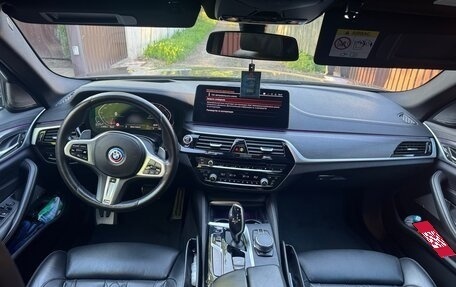 BMW 5 серия, 2020 год, 5 530 000 рублей, 10 фотография